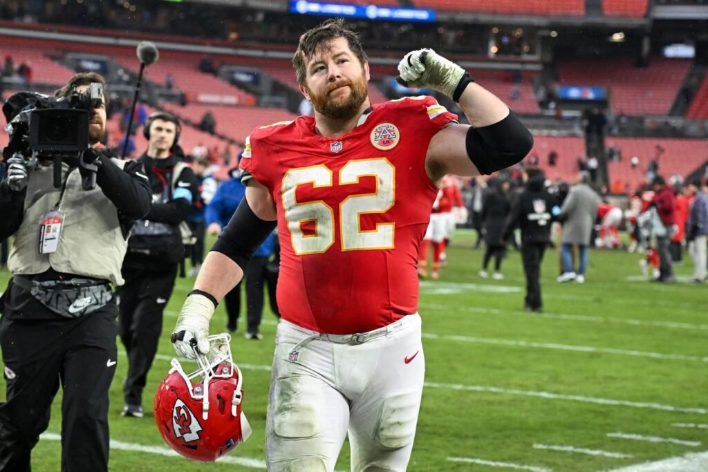 Can Bears Expect All-Pro Guard To Age Well?