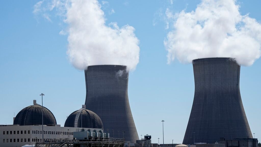 Trump seeks to boost nuclear industry and overhaul safety regulator : NPR