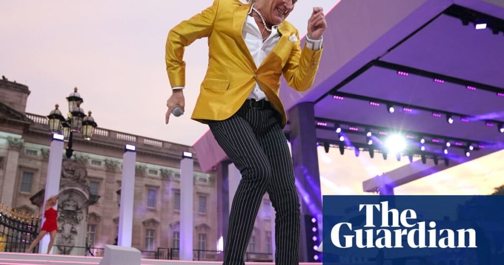 Aqua lungs: how Rod Stewart’s underwater swimming may help his singing | Rod Stewart