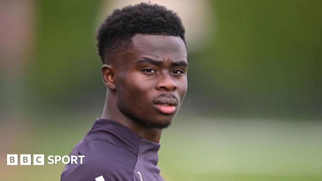 Bukayo Saka in training