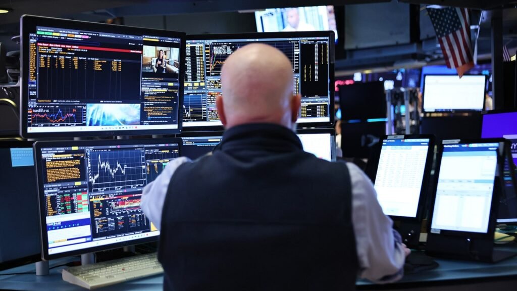 “Bullish for Tech”: Wall Street’s Most Tireless Optimist Isn’t Rattled by Trump, Musk, or Conflict in Iran