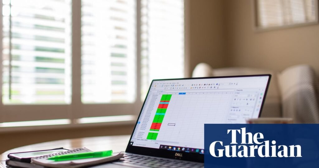 Civil servants start industrial action over return to office mandate | Civil service