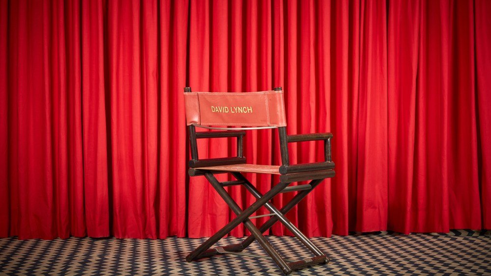 David Lynch Auction Raises 4.25 Million: Chair Sells for $91,000 David Lynch Auction Raises 4.25 Million: Chair Sells for $91,000