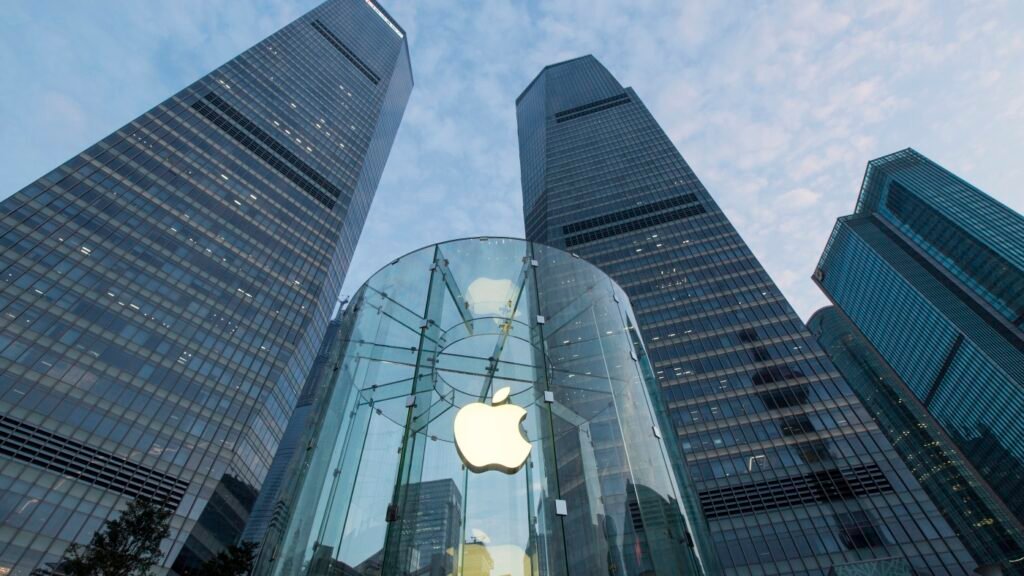 How Apple turbocharged China’s development : Planet Money : NPR