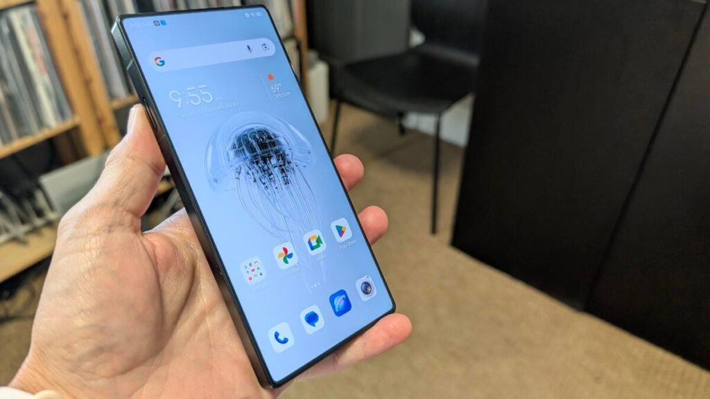 I replaced my Pixel 9 Pro for this $750 Android phone - and didn't regret it