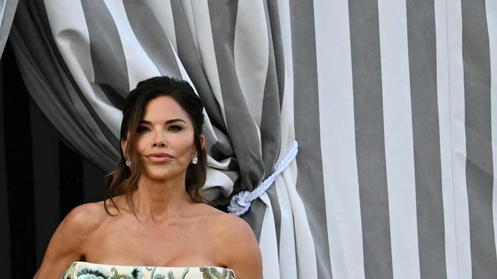 Lauren Sanchez Kicks Off Her Venice Wedding Extravaganza In Schiaparelli