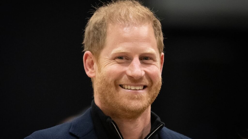 Prince Harry's Disneyland Trip Recalls Famous Princess Diana Photo