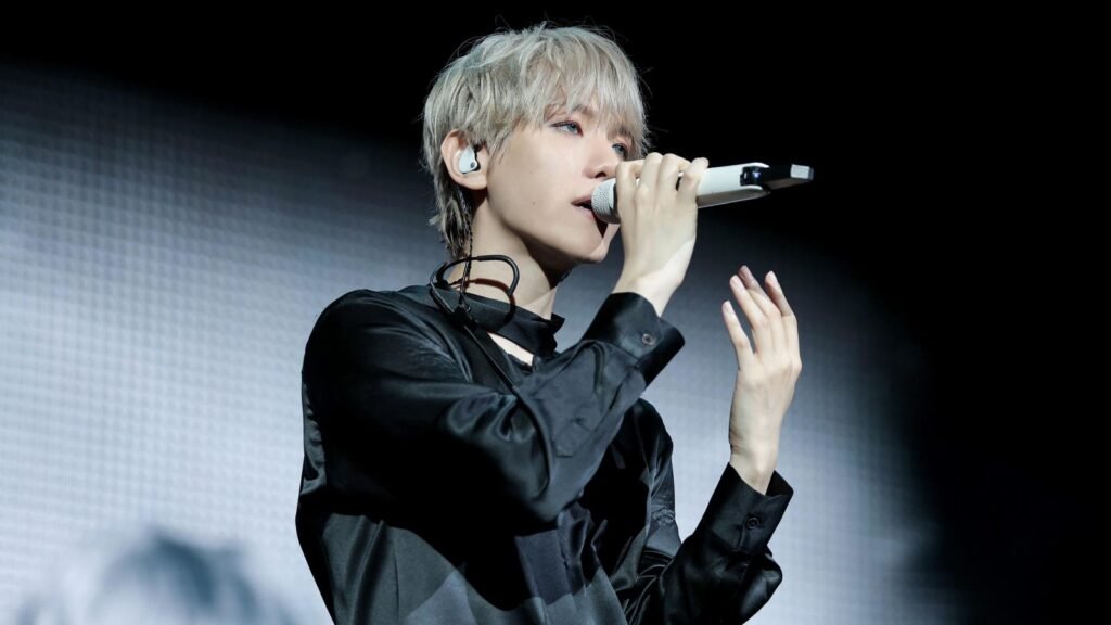 Review, Setlist of Reverie Tour