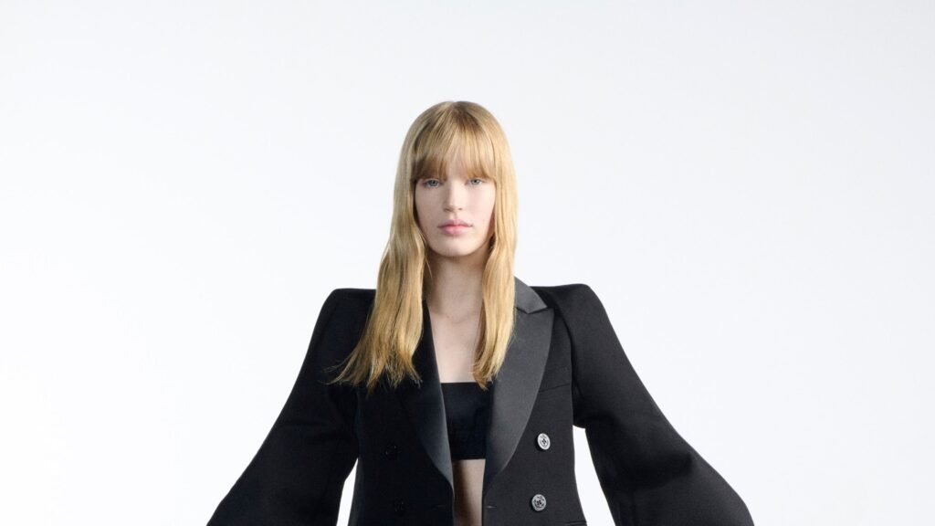 Sacai Resort 2026 Collection | Vogue