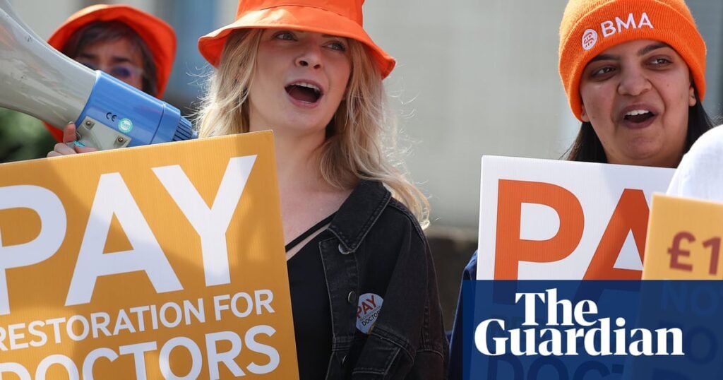 Senior medics in England say more resident doctor strikes would be futile | NHS