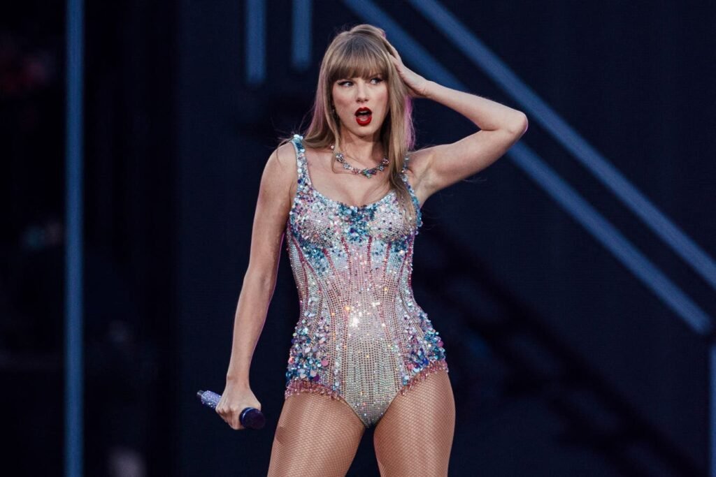 Taylor Swift’s Massive Chart Comeback Begins As Fans Respond To Her Good News