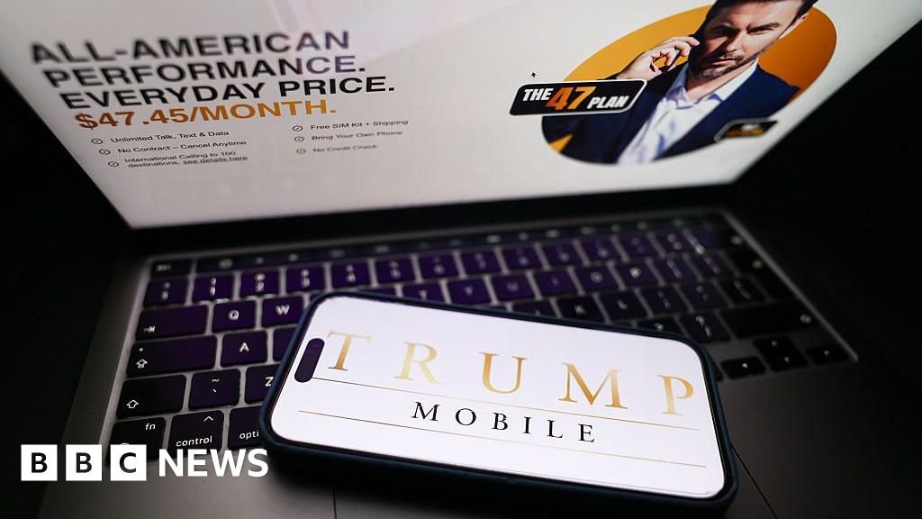Trump Organization enters mobile phone business Trump Organization enters mobile phone business