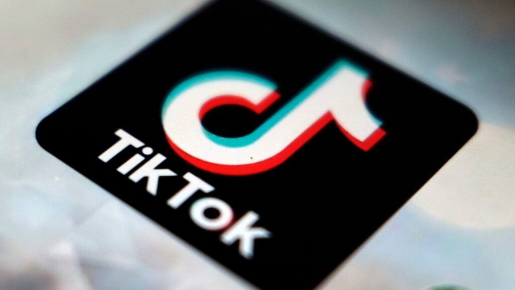 Trump pushes back TikTok's sell-by date for a third time : NPR