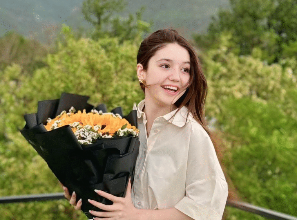 Who was Sana Yousaf, Pakistani TikTok star shot dead by a gunman? | Crime News