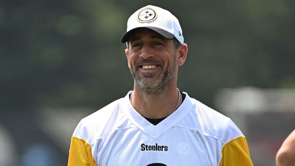 Why Aaron Rodgers retiring after 2025 helps the Steelers