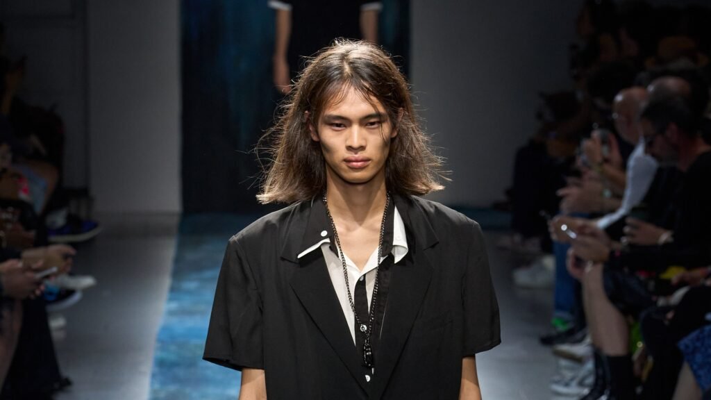 Yohji Yamamoto Spring 2026 Menswear Collection Yohji Yamamoto Spring 2026 Menswear Collection