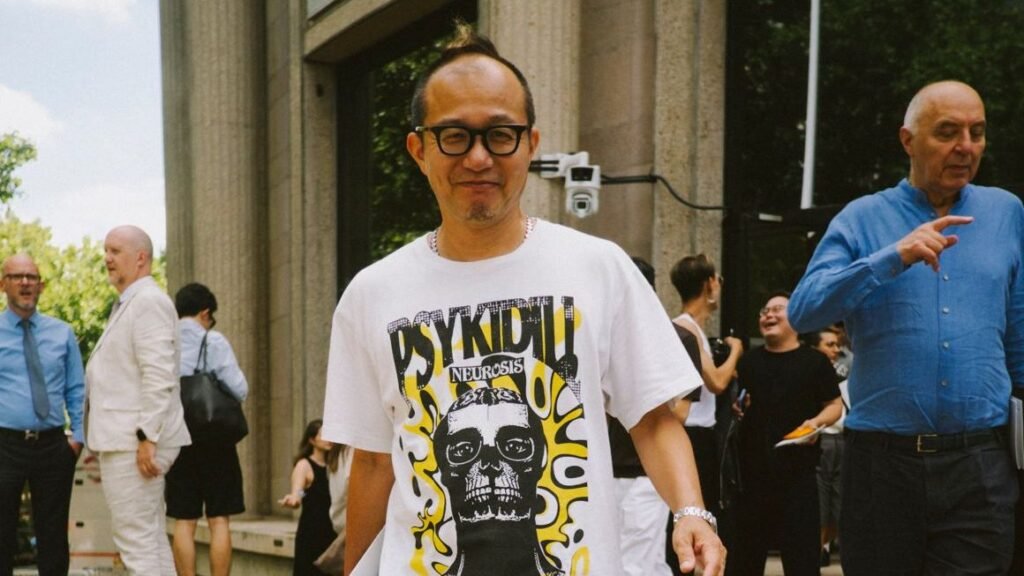 13 Reasons Why Graphic Tees Are Still the Best Summer Staple