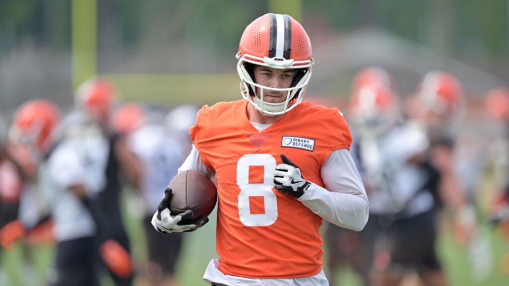 2025 NFL training camp: Latest news, buzz for all 32 teams