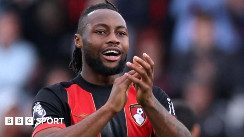Antoine Semenyo playing for Bournemouth