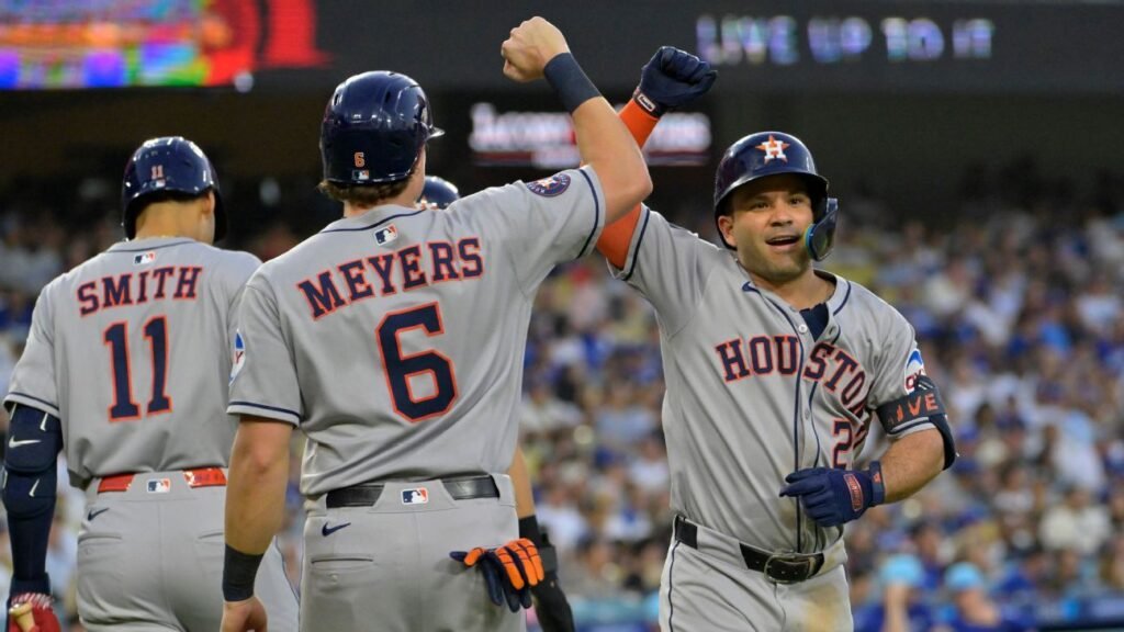 Astros drub Dodgers by 17 in L.A.'s worst loss at Dodger Stadium