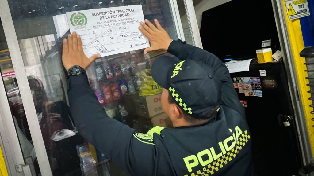 In Colombia, flat tire scam leads to costly car repair : NPR