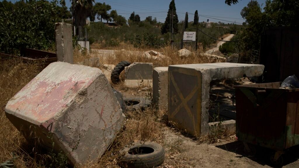 Israeli settlers beat U.S. citizen to death in West Bank : NPR