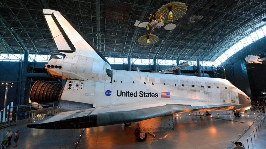 “It’s a heist”: Senator calls out Texas for trying to steal shuttle from Smithsonian