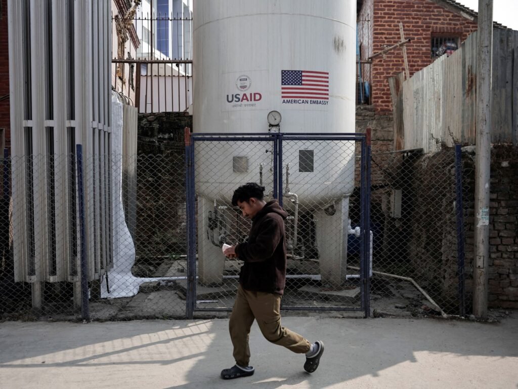 Obama, Bush decry ‘travesty’ of Trump’s gutting of USAID on its last day | Humanitarian Crises News