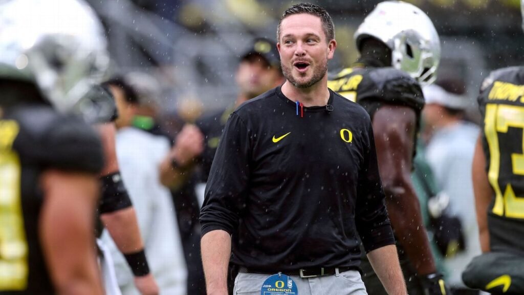 Oregon's Dan Lanning: Playoff slate should 'mirror' other sports