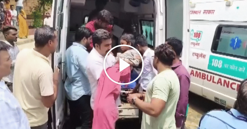 Roof Collapse Kills 7 Schoolchildren in Northwestern India