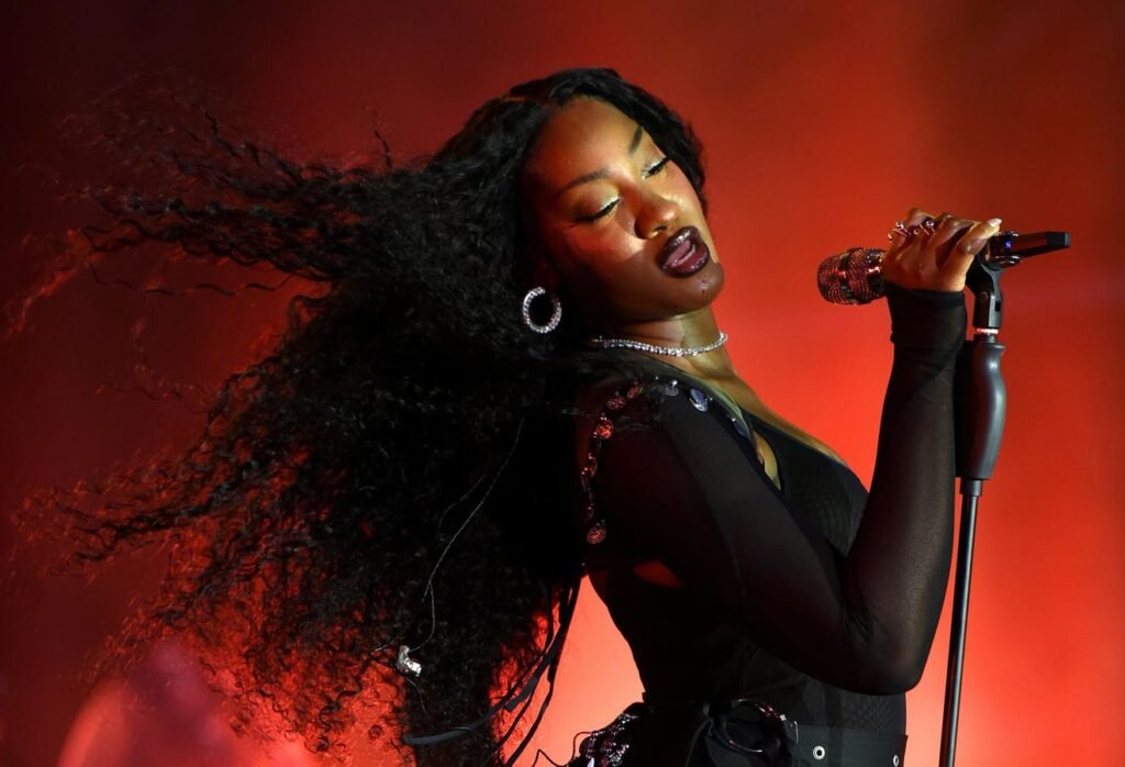 Tems Launches ‘Leading The Vibe’ To Bridge The Gender Gap In Music