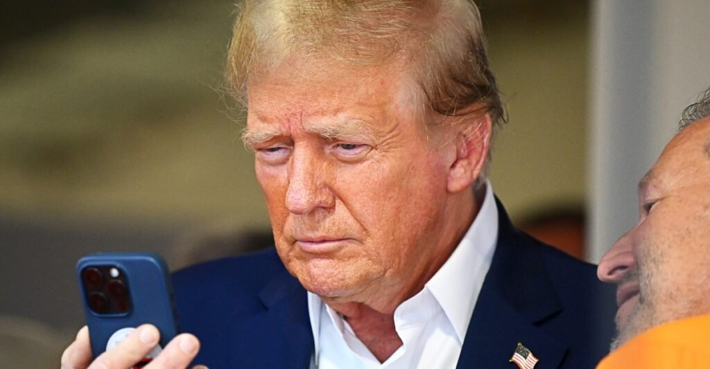 The Desperation of Donald Trump’s Posts