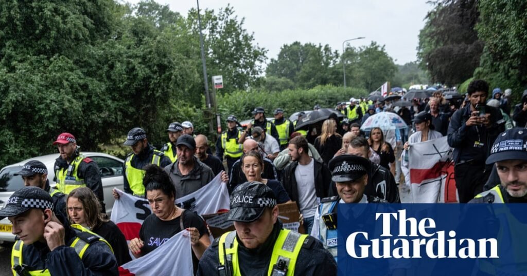 Yvette Cooper condemns Nigel Farage’s criticisms of police | Immigration and asylum