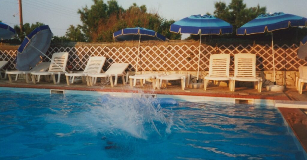 A Poem by Thea Matthews: ‘At a Family House Party in San Jose, California’