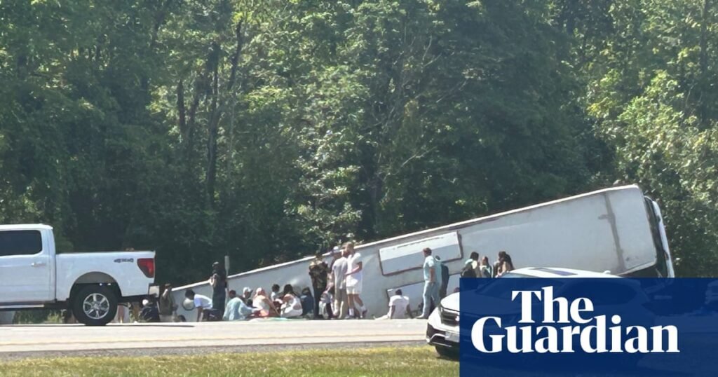 Five people killed, including one child, in New York bus crash | New York