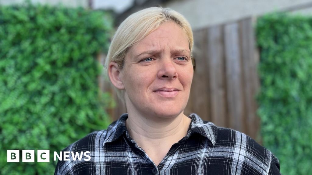 Parents on low wages struggling to get school uniform grant Parents on low wages struggling to get school uniform grant