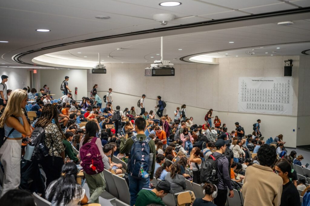 Being shut out of required courses is delaying college students’ graduation