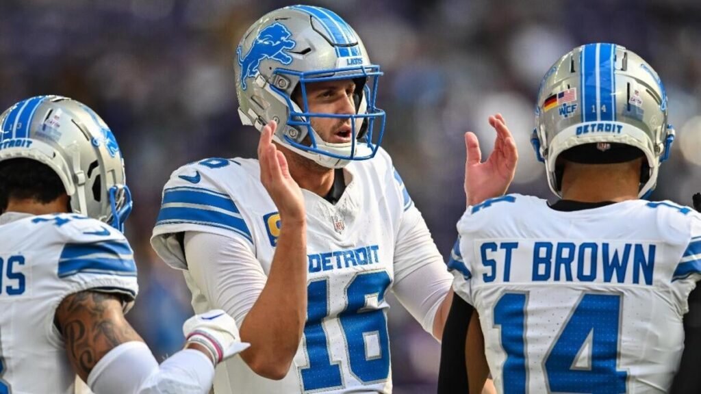 NFL Week 1 picks, predictions, odds: Bills over Ravens, Lions shock Packers