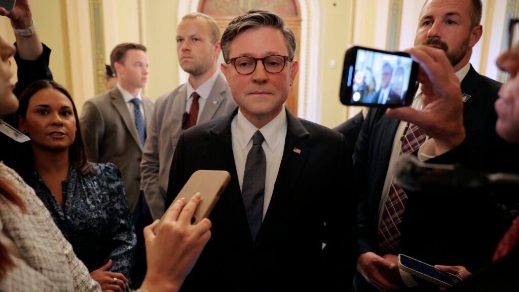 Republicans release 7-week spending bill as Democrats warn of a potential shutdown : NPR