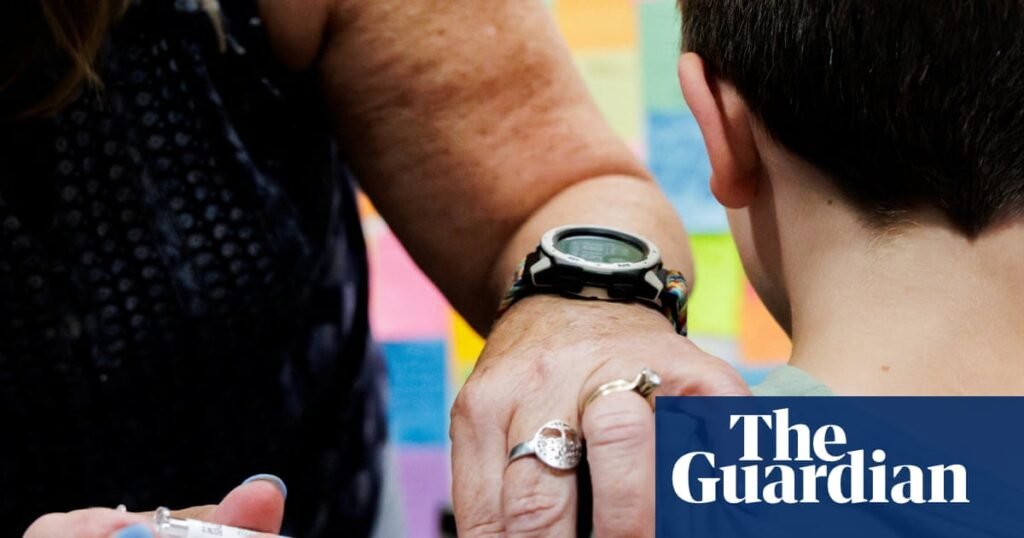 US health officials to revisit vaccine policies using anti-vax tactics, experts warn | Vaccines and immunisation