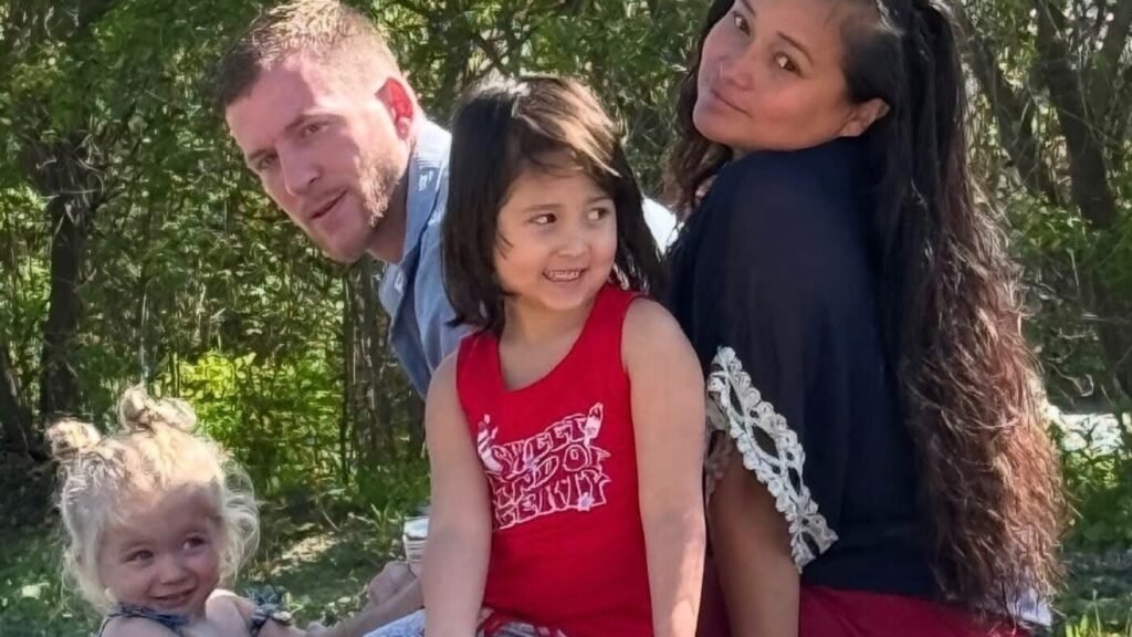 Nutrition aid for new parents at risk from federal shutdown : NPR Nutrition aid for new parents at risk from federal shutdown : NPR