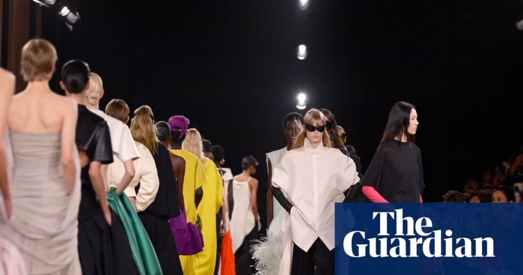 Pierpaolo Piccioli champions female emancipation with loose-fitting Balenciaga collection | Paris fashion week
