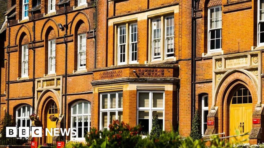 Kent College pupil, 18, dies at the private school in Canterbury Kent College pupil, 18, dies at the private school in Canterbury